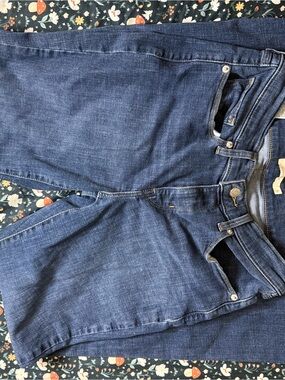 Levi's Women's Bootcut Jeans in Dark Blue Wash